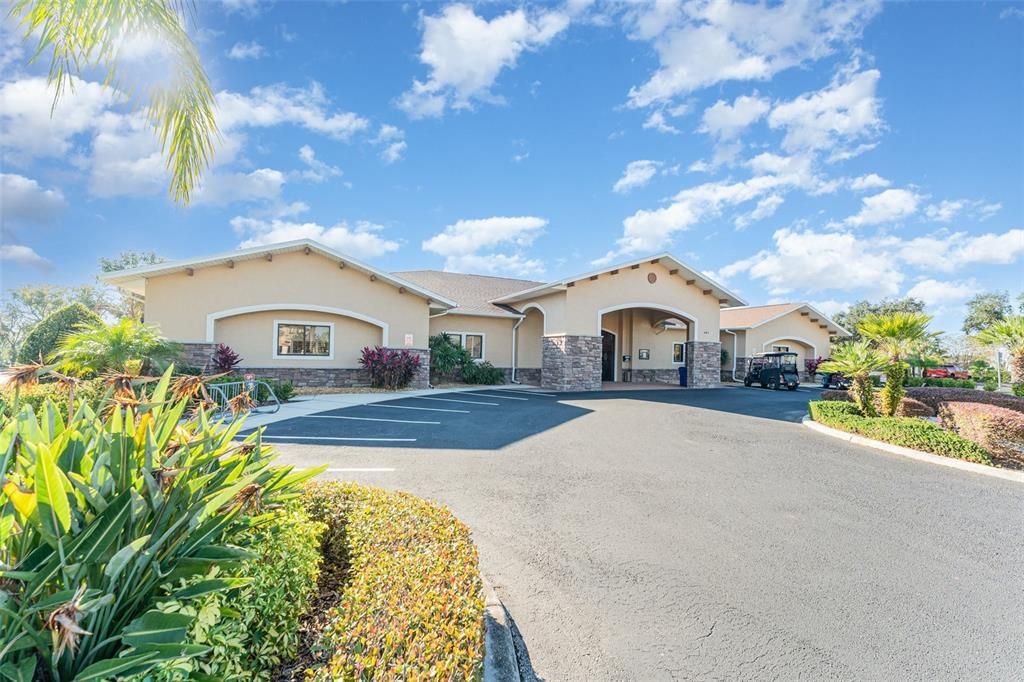 For Sale: $315,000 (1 beds, 1 baths, 864 Square Feet)