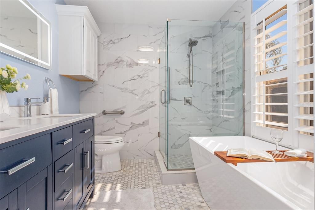 For Sale: $315,000 (1 beds, 1 baths, 864 Square Feet)