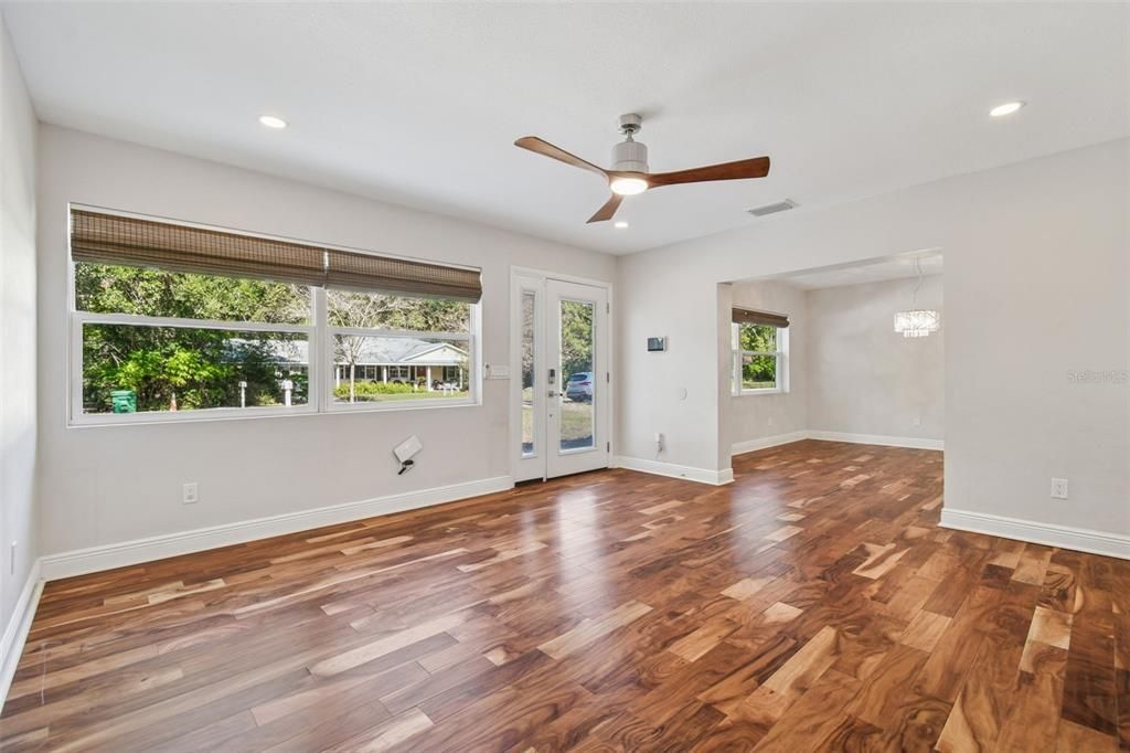 На продажу: $525,000 (4 спален, 2 ванн, 2149 Квадратных фут)