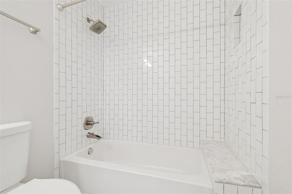 На продажу: $525,000 (4 спален, 2 ванн, 2149 Квадратных фут)