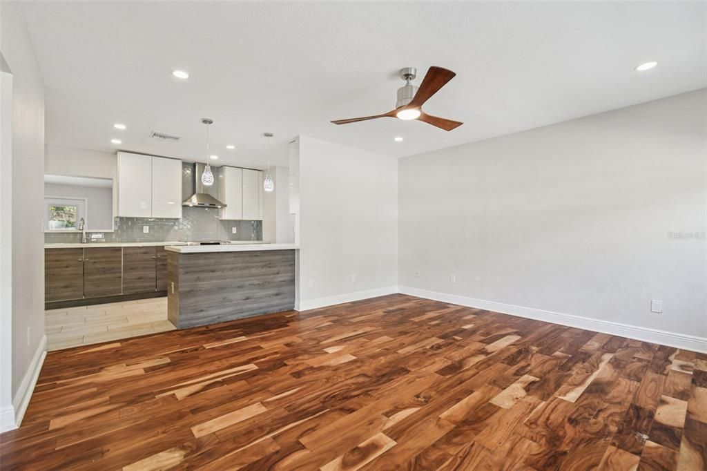 На продажу: $525,000 (4 спален, 2 ванн, 2149 Квадратных фут)