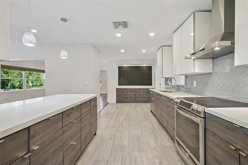 На продажу: $525,000 (4 спален, 2 ванн, 2149 Квадратных фут)