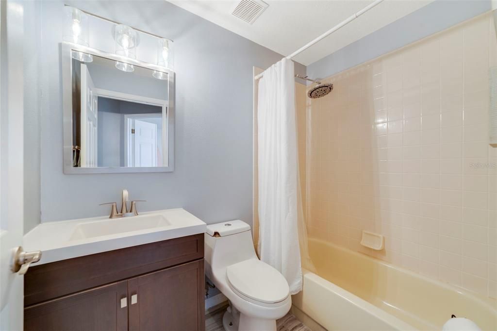 待售: $635,000 (4 贝兹, 3 浴室, 2428 平方英尺)