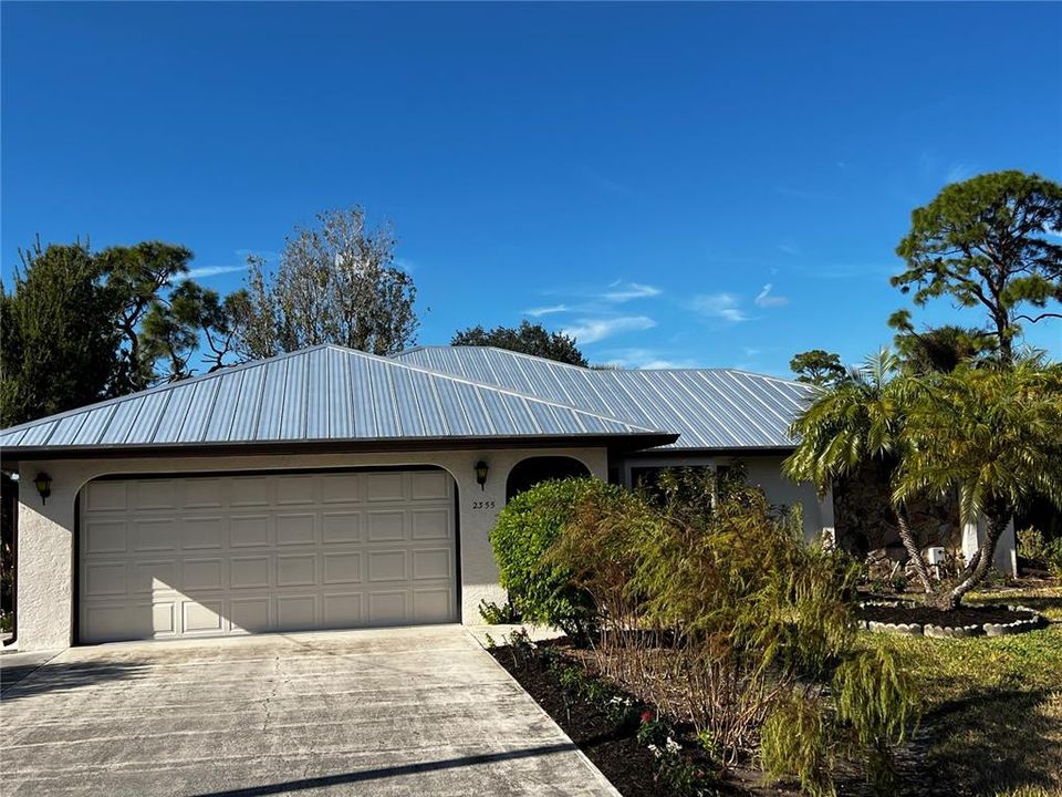 Под контрактом: $235,000 (3 спален, 2 ванн, 1661 Квадратных фут)