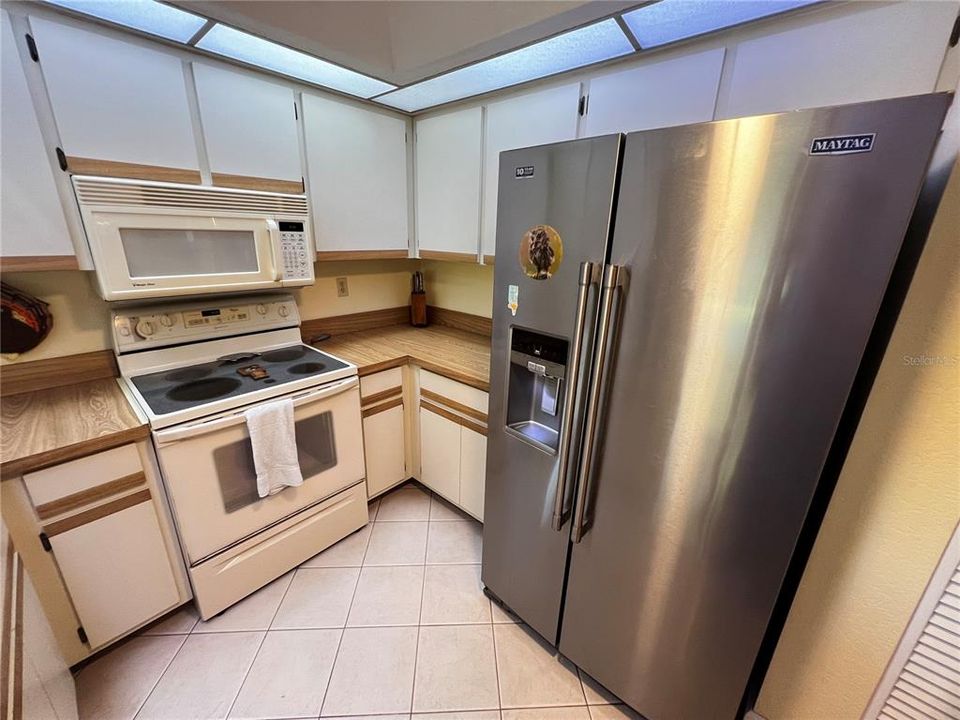 Под контрактом: $235,000 (3 спален, 2 ванн, 1661 Квадратных фут)