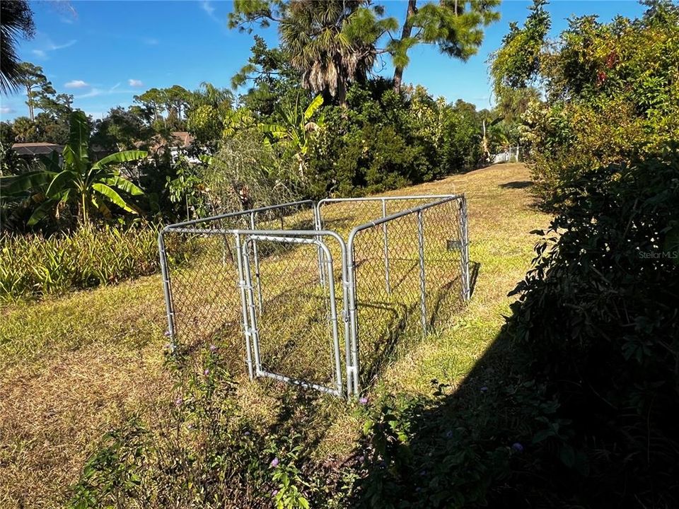 Под контрактом: $235,000 (3 спален, 2 ванн, 1661 Квадратных фут)