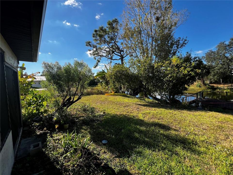 Под контрактом: $235,000 (3 спален, 2 ванн, 1661 Квадратных фут)