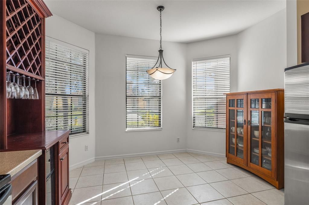 En Venta: $329,000 (3 camas, 2 baños, 1663 Pies cuadrados)