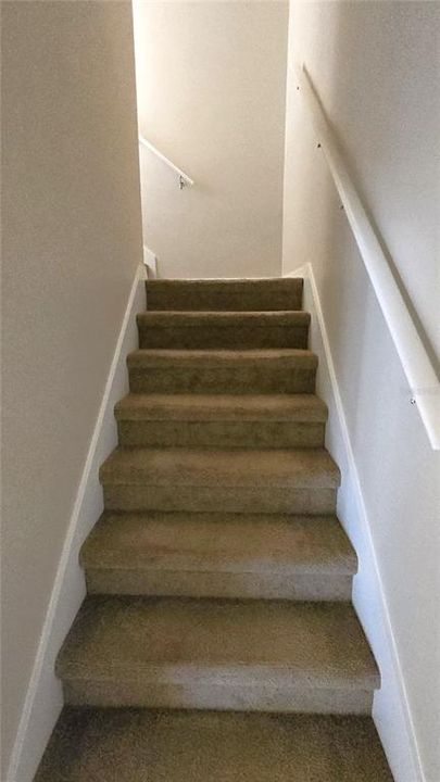 For Rent: $1,900 (3 beds, 2 baths, 1306 Square Feet)