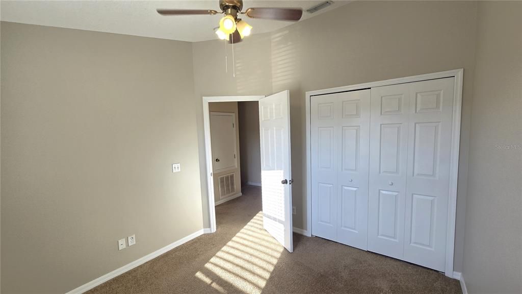 For Rent: $1,900 (3 beds, 2 baths, 1306 Square Feet)