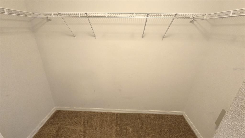 For Rent: $1,900 (3 beds, 2 baths, 1306 Square Feet)