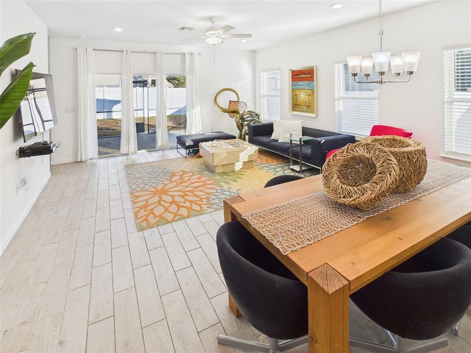 待售: $306,900 (3 贝兹, 2 浴室, 1755 平方英尺)