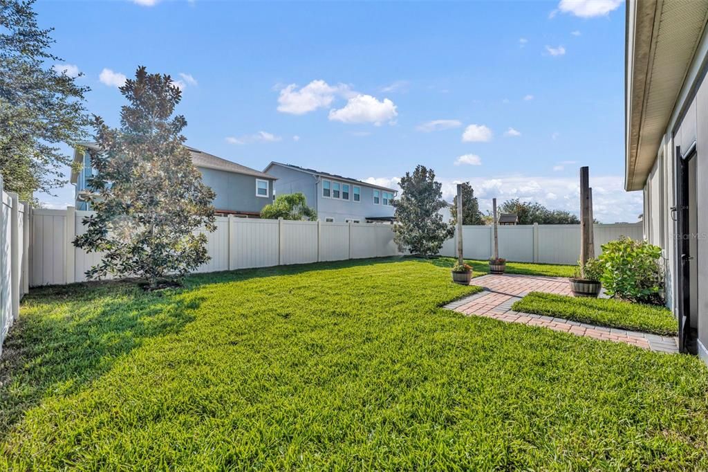 For Sale: $639,000 (3 beds, 2 baths, 2090 Square Feet)