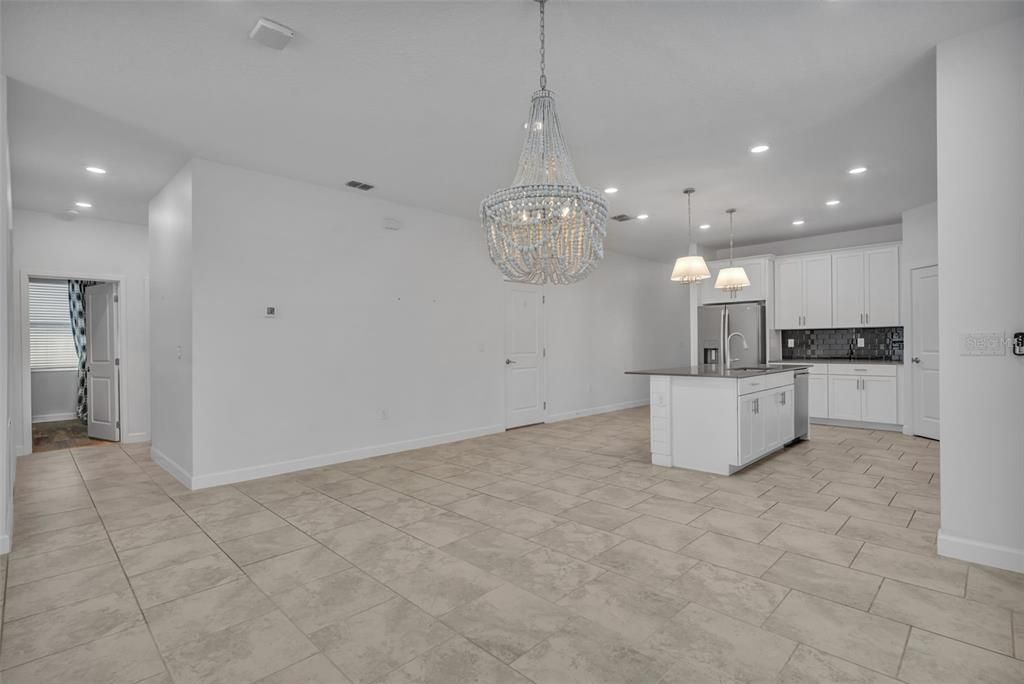 For Sale: $639,000 (3 beds, 2 baths, 2090 Square Feet)