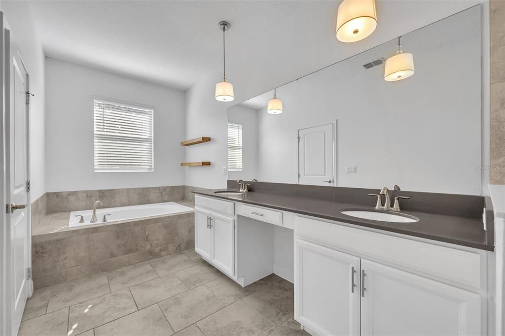 For Sale: $639,000 (3 beds, 2 baths, 2090 Square Feet)