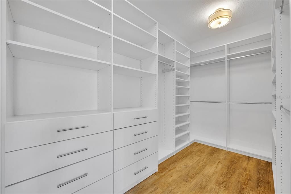 For Sale: $639,000 (3 beds, 2 baths, 2090 Square Feet)