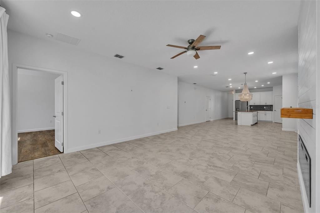 For Sale: $639,000 (3 beds, 2 baths, 2090 Square Feet)