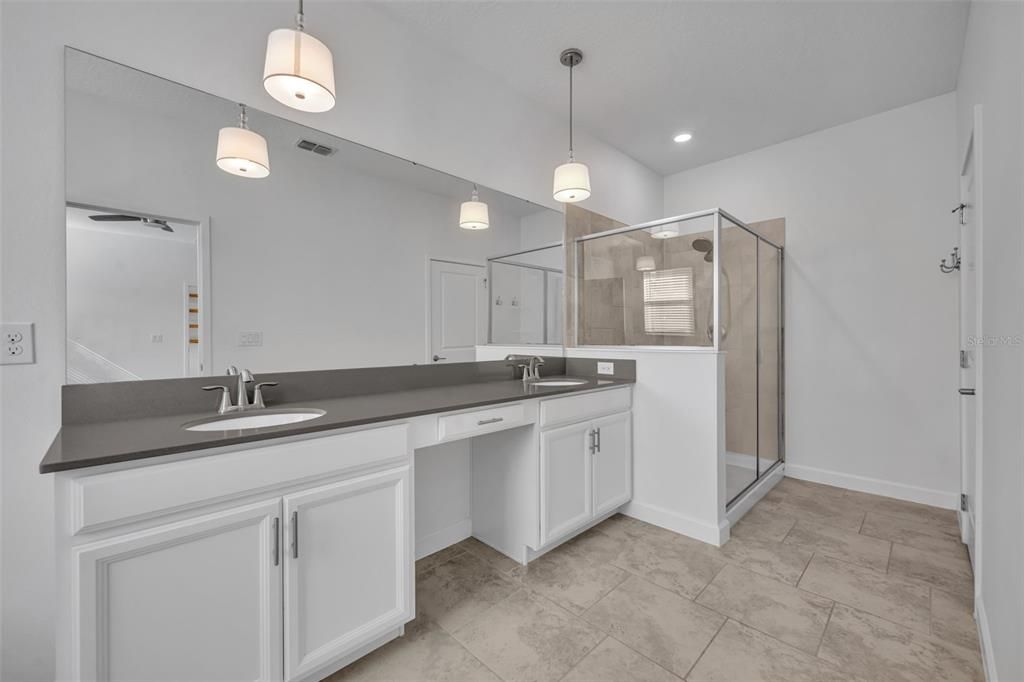 For Sale: $639,000 (3 beds, 2 baths, 2090 Square Feet)