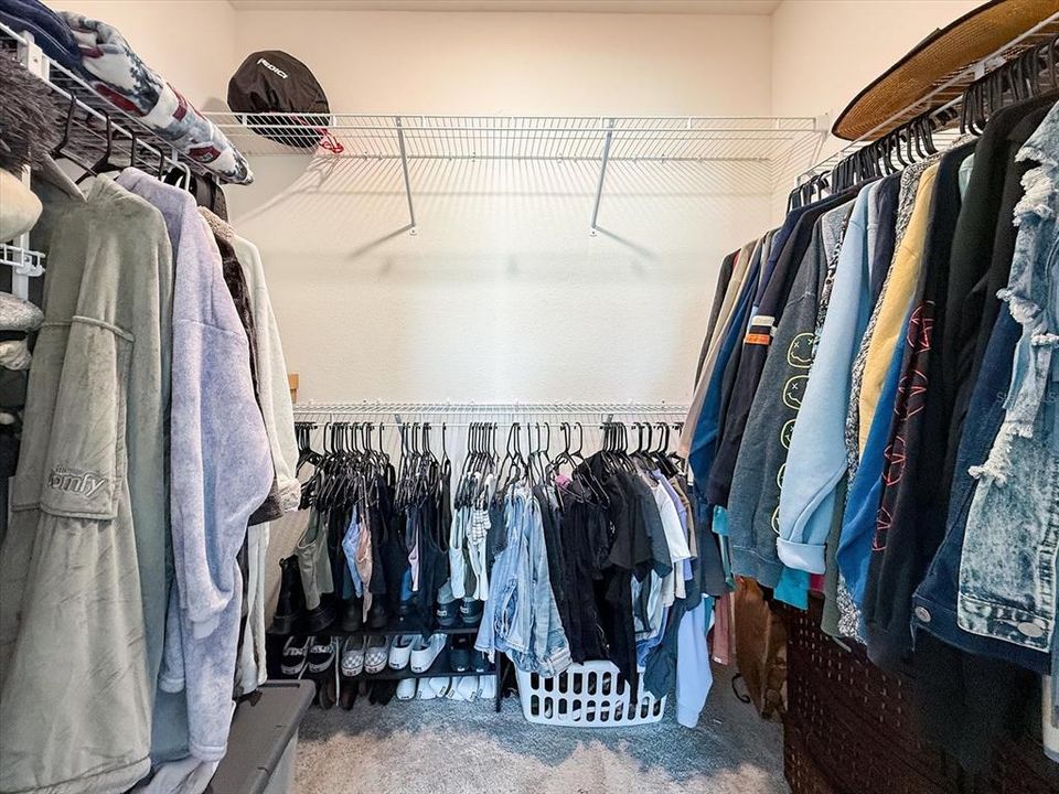 待售: $370,000 (4 贝兹, 2 浴室, 1766 平方英尺)