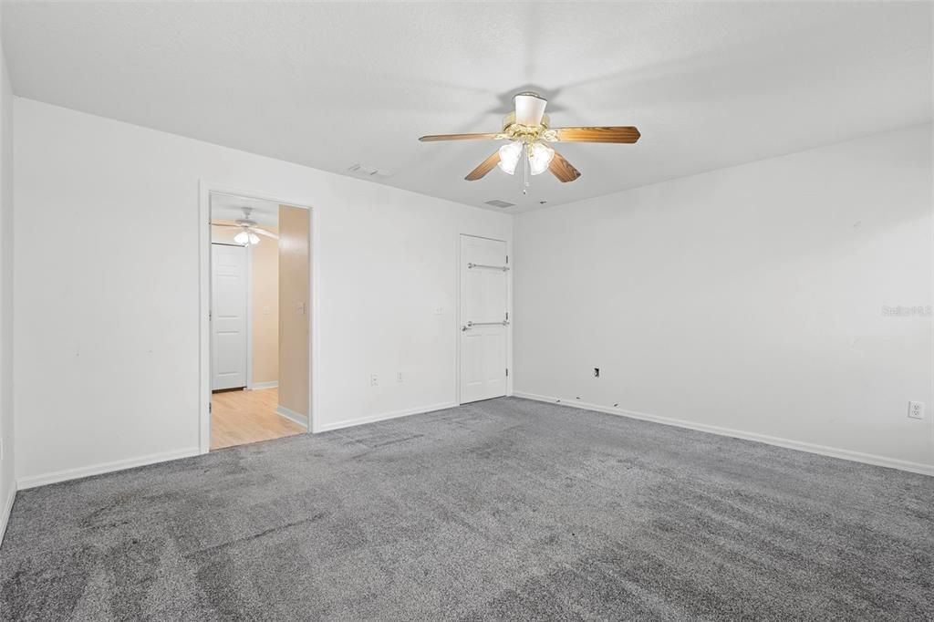 待售: $498,000 (4 贝兹, 2 浴室, 1956 平方英尺)