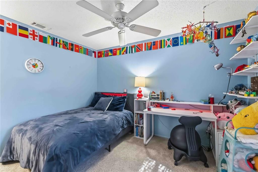 Active With Contract: $540,000 (3 beds, 2 baths, 1736 Square Feet)