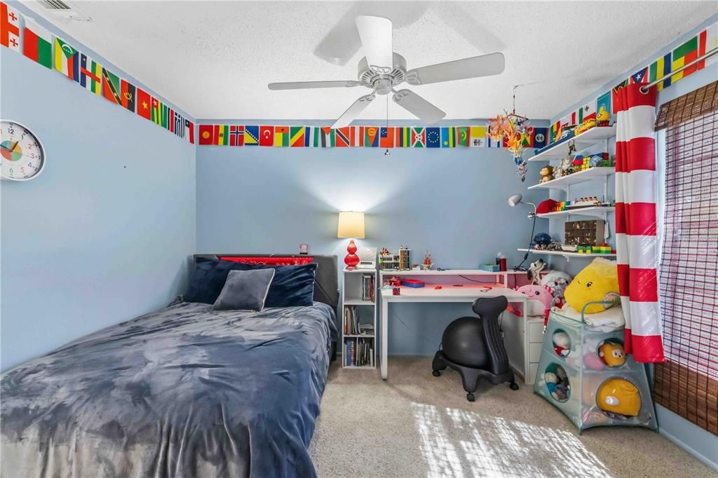 Active With Contract: $540,000 (3 beds, 2 baths, 1736 Square Feet)