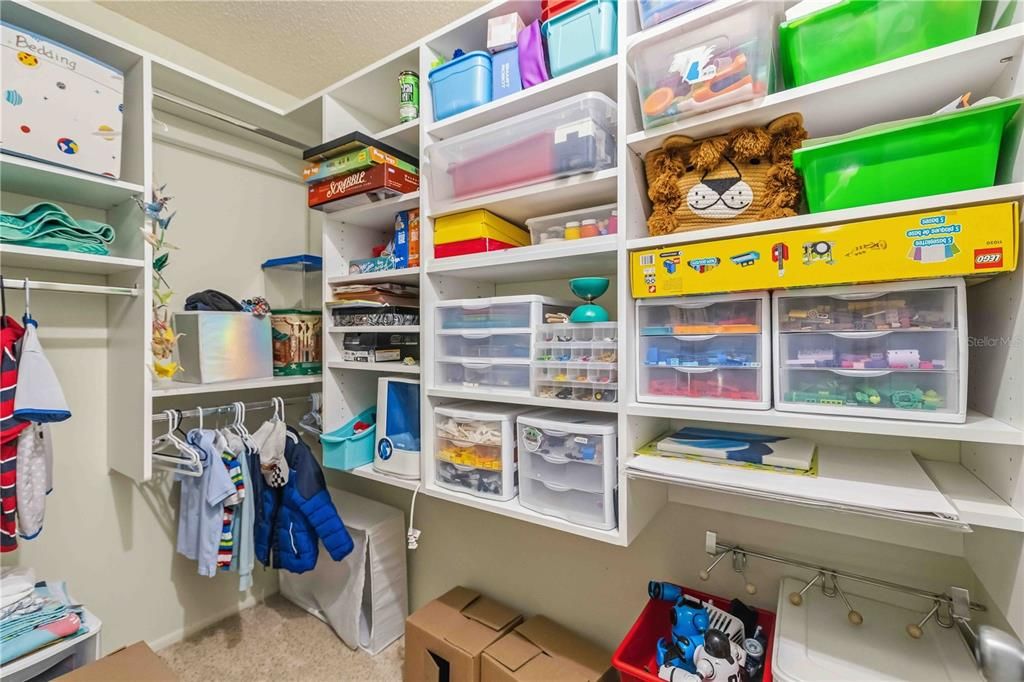 Active With Contract: $540,000 (3 beds, 2 baths, 1736 Square Feet)