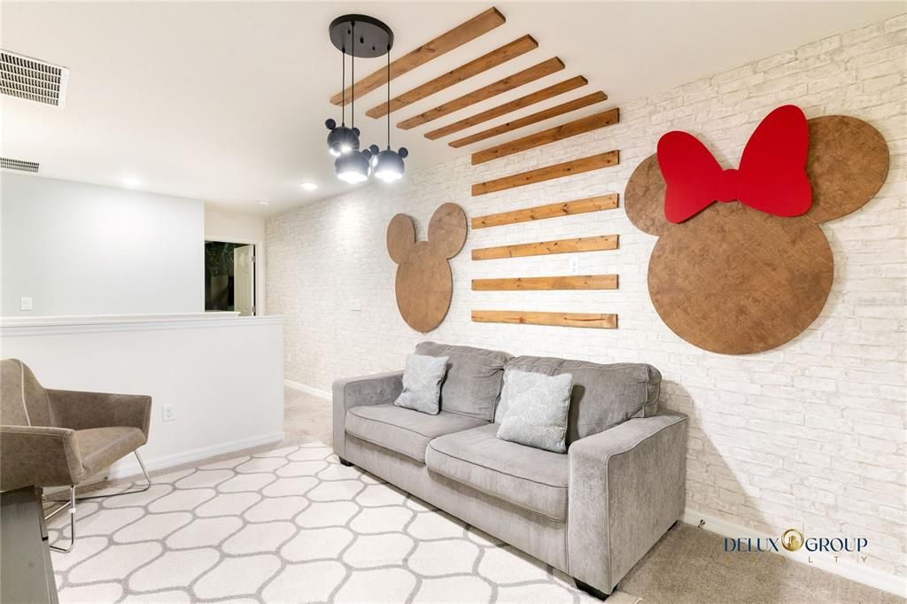 待售: $619,900 (5 贝兹, 4 浴室, 2294 平方英尺)