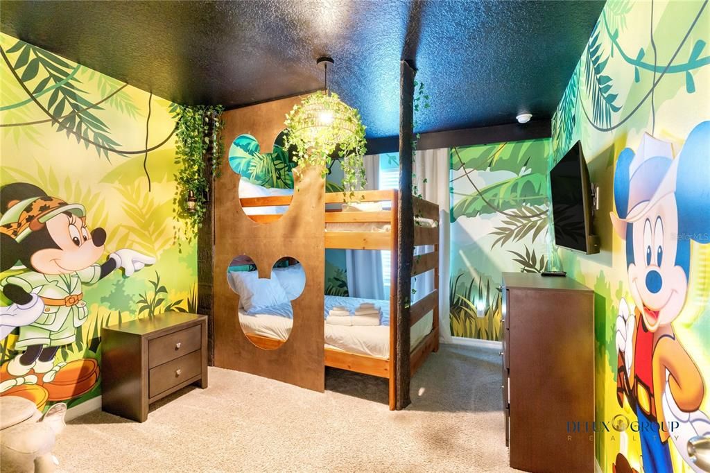 待售: $619,900 (5 贝兹, 4 浴室, 2294 平方英尺)