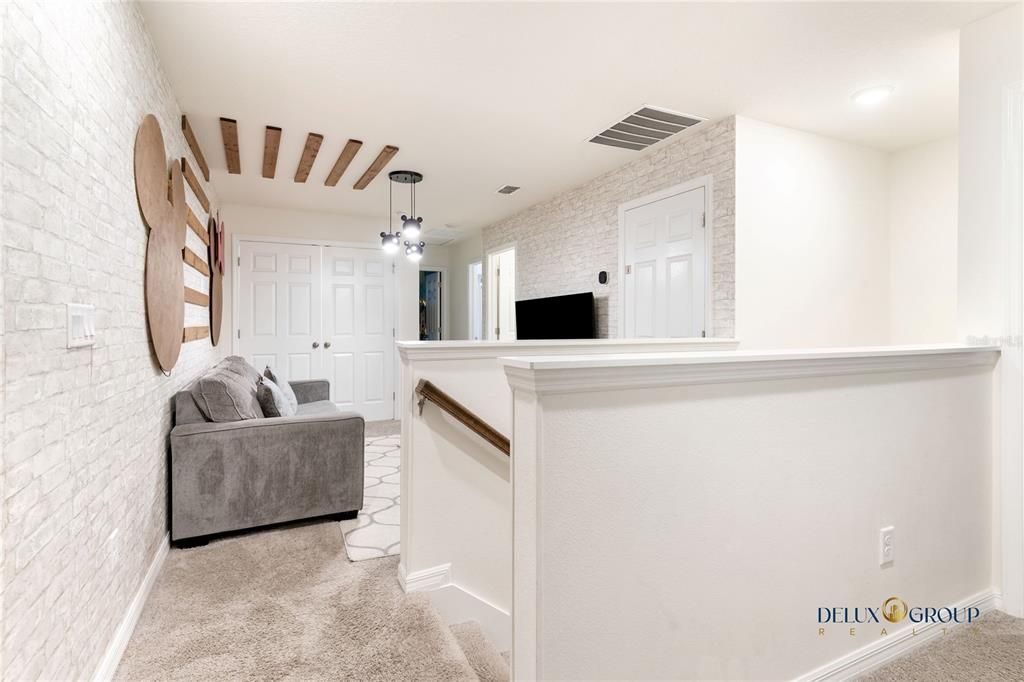 待售: $619,900 (5 贝兹, 4 浴室, 2294 平方英尺)