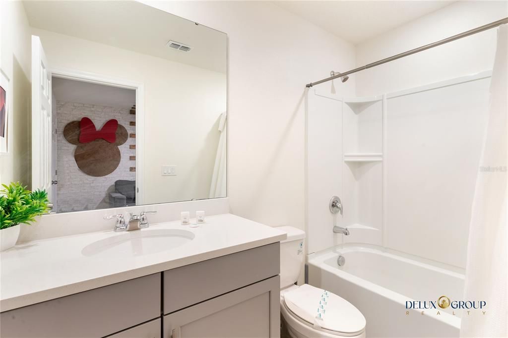 待售: $619,900 (5 贝兹, 4 浴室, 2294 平方英尺)