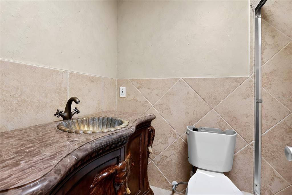 For Sale: $409,900 (4 beds, 2 baths, 2114 Square Feet)