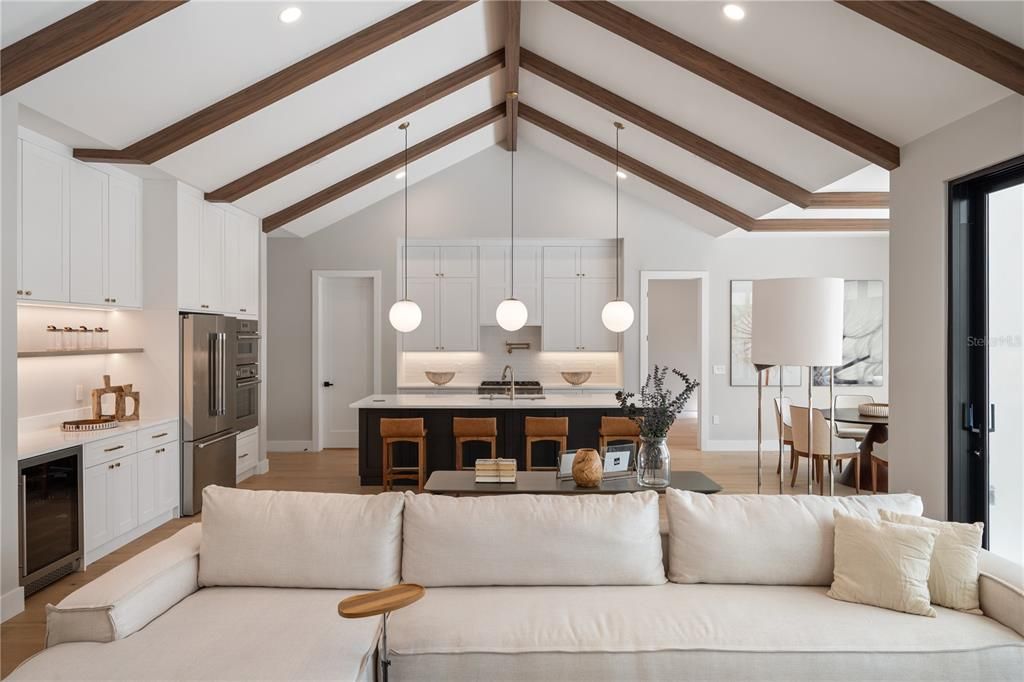 For Sale: $1,825,000 (5 beds, 4 baths, 4254 Square Feet)