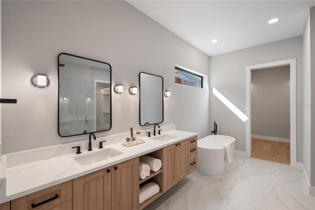 For Sale: $1,825,000 (5 beds, 4 baths, 4254 Square Feet)