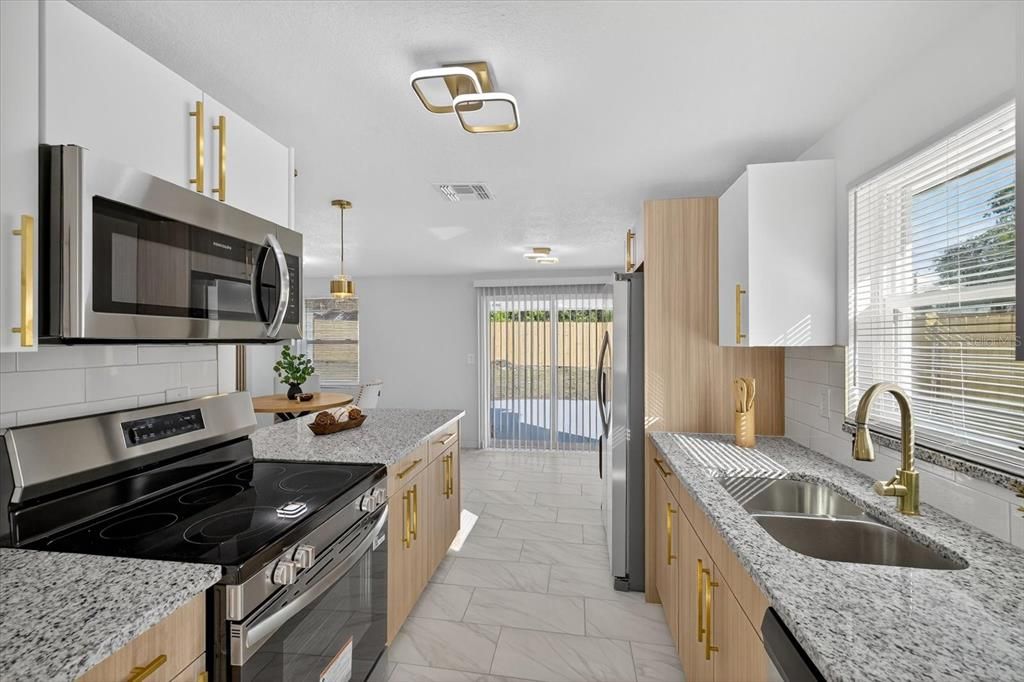 For Sale: $359,900 (3 beds, 2 baths, 1296 Square Feet)