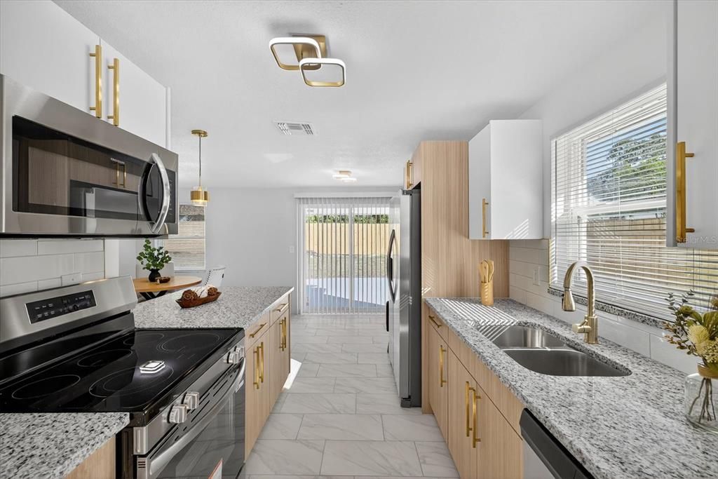 For Sale: $359,900 (3 beds, 2 baths, 1296 Square Feet)