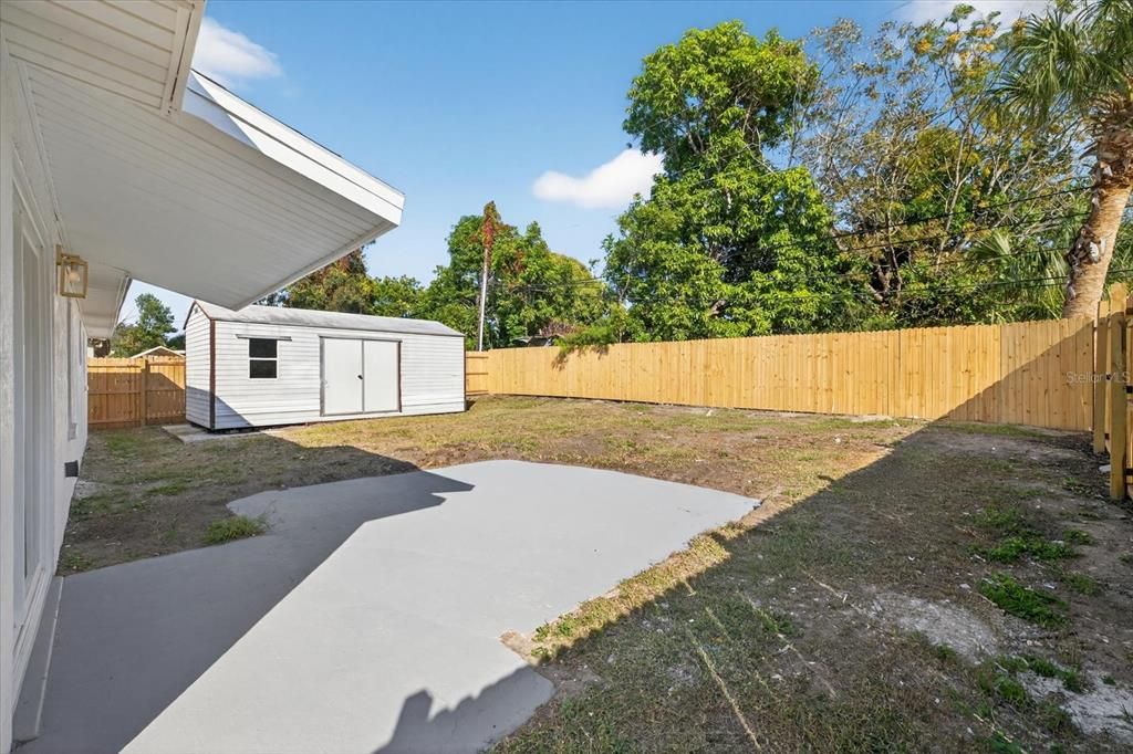 For Sale: $359,900 (3 beds, 2 baths, 1296 Square Feet)