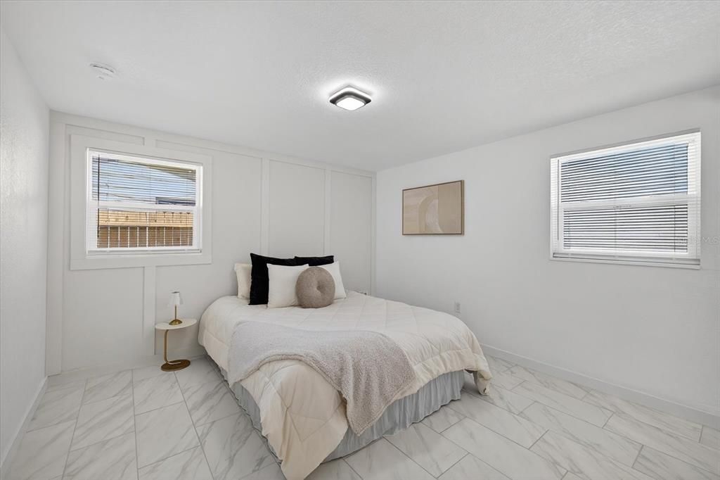 For Sale: $359,900 (3 beds, 2 baths, 1296 Square Feet)