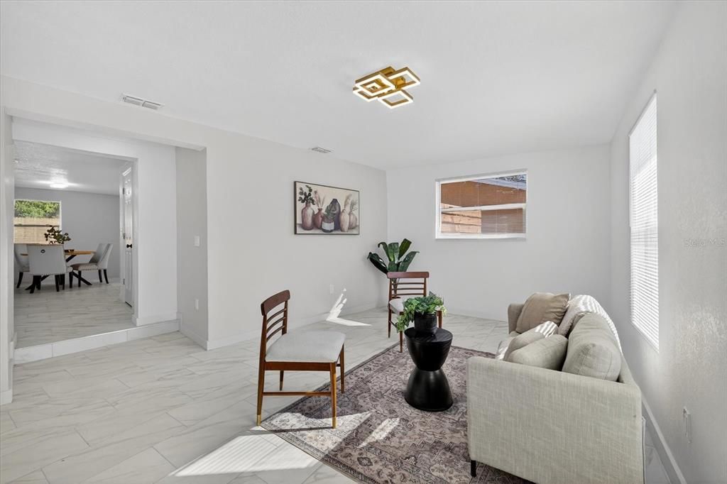 For Sale: $359,900 (3 beds, 2 baths, 1296 Square Feet)