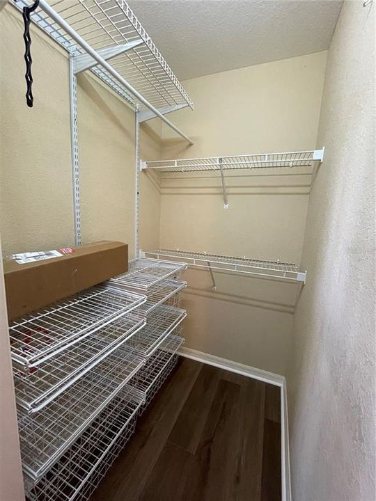 В аренду: $2,300 (4 спален, 2 ванн, 1734 Квадратных фут)