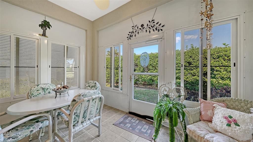 Activo con contrato: $320,000 (3 camas, 2 baños, 1509 Pies cuadrados)