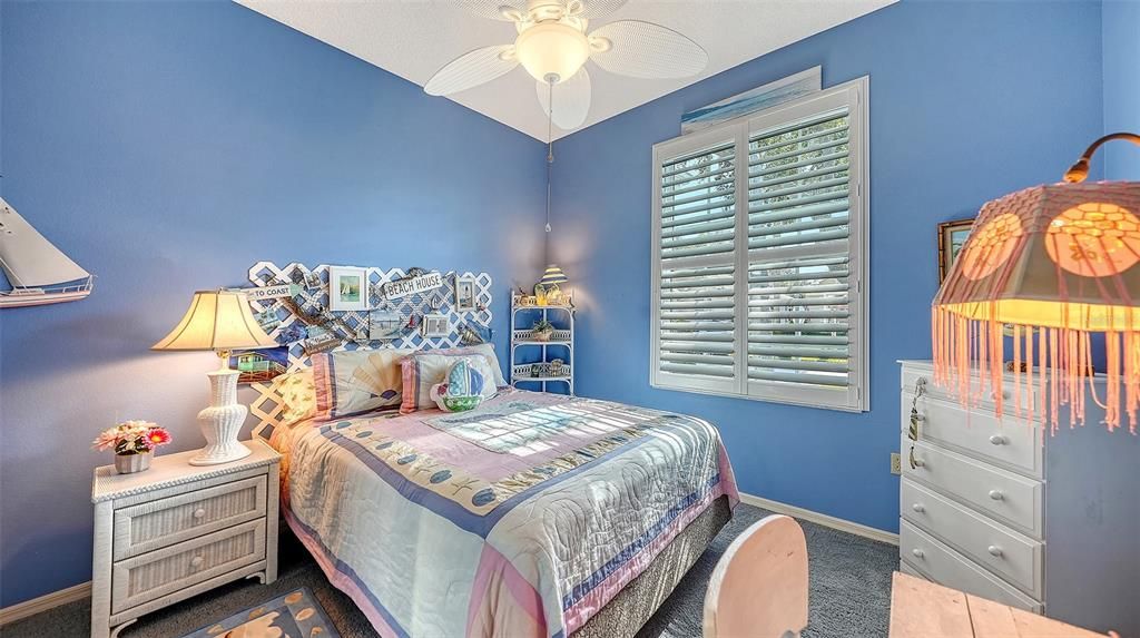 Activo con contrato: $320,000 (3 camas, 2 baños, 1509 Pies cuadrados)