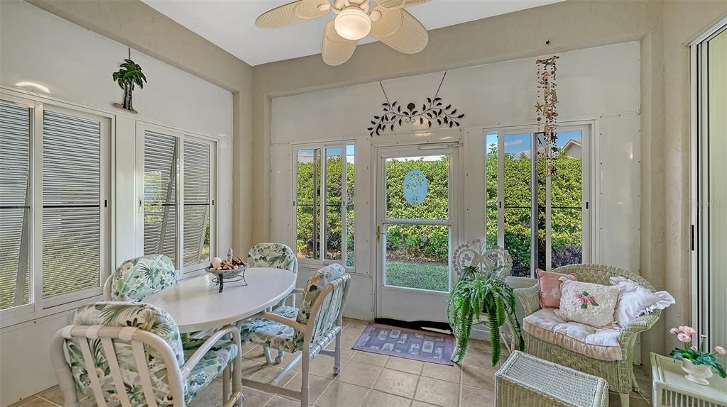 Activo con contrato: $320,000 (3 camas, 2 baños, 1509 Pies cuadrados)