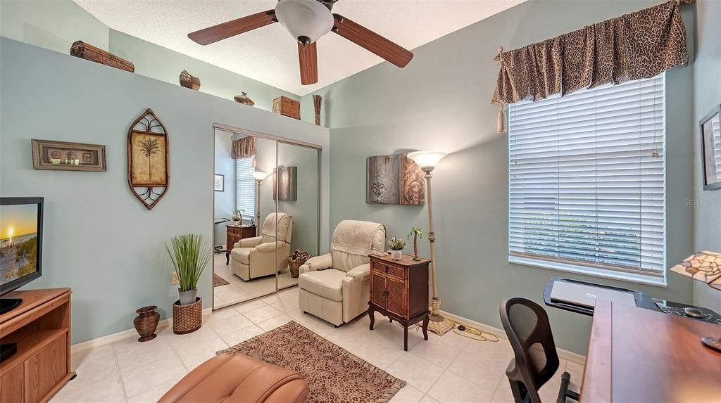 Activo con contrato: $320,000 (3 camas, 2 baños, 1509 Pies cuadrados)