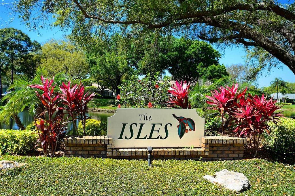 Activo con contrato: $320,000 (3 camas, 2 baños, 1509 Pies cuadrados)