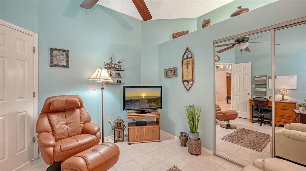 Activo con contrato: $320,000 (3 camas, 2 baños, 1509 Pies cuadrados)