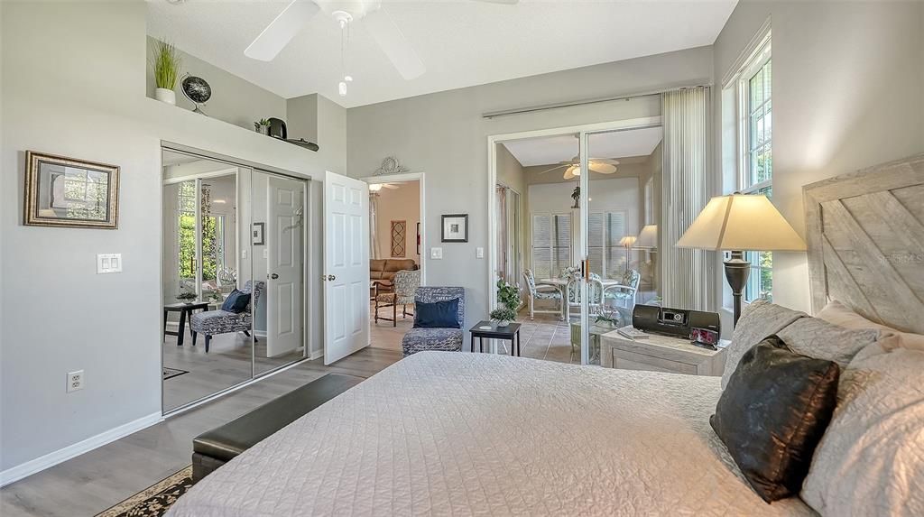 Activo con contrato: $320,000 (3 camas, 2 baños, 1509 Pies cuadrados)