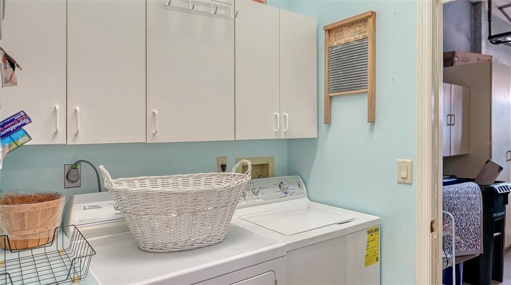 Activo con contrato: $320,000 (3 camas, 2 baños, 1509 Pies cuadrados)