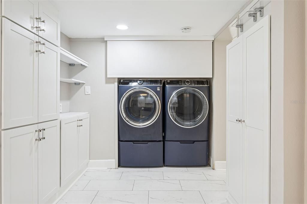 На продажу: $692,000 (3 спален, 3 ванн, 1664 Квадратных фут)