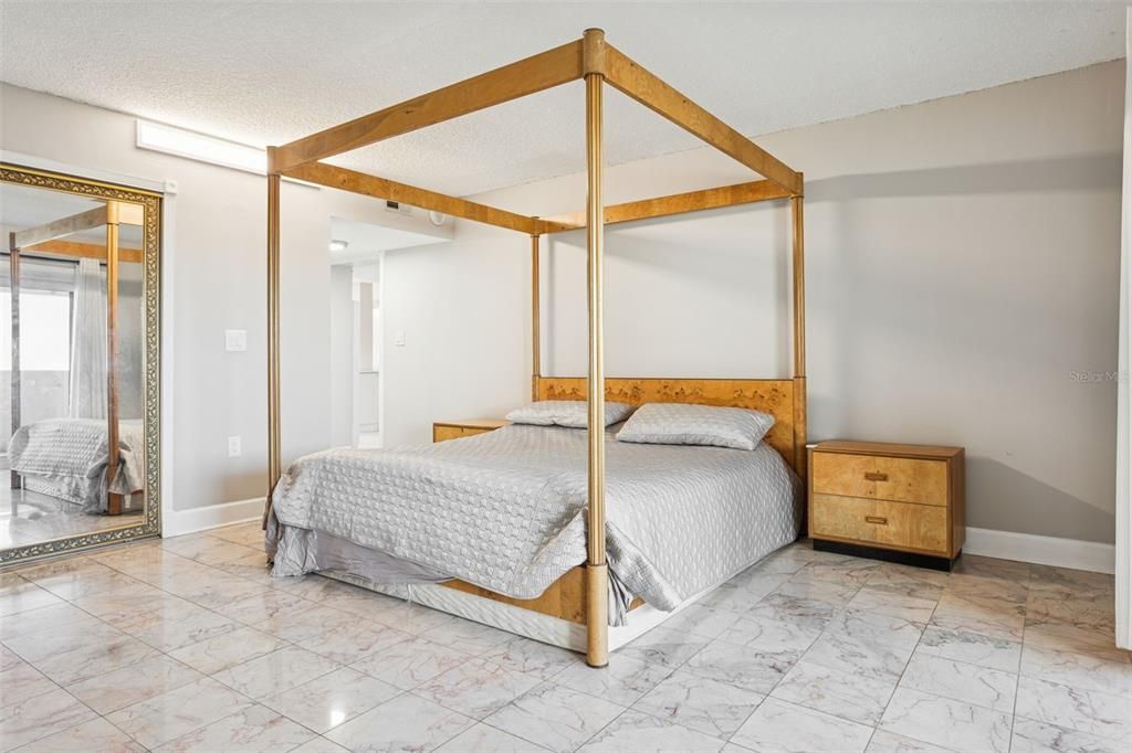 На продажу: $692,000 (3 спален, 3 ванн, 1664 Квадратных фут)